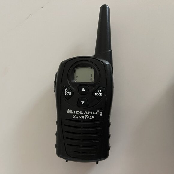Midland X-Tra Talk LXT114 Black Two Way Radio Walkie Talkies Black 18-Miles - Picture 2 of 16